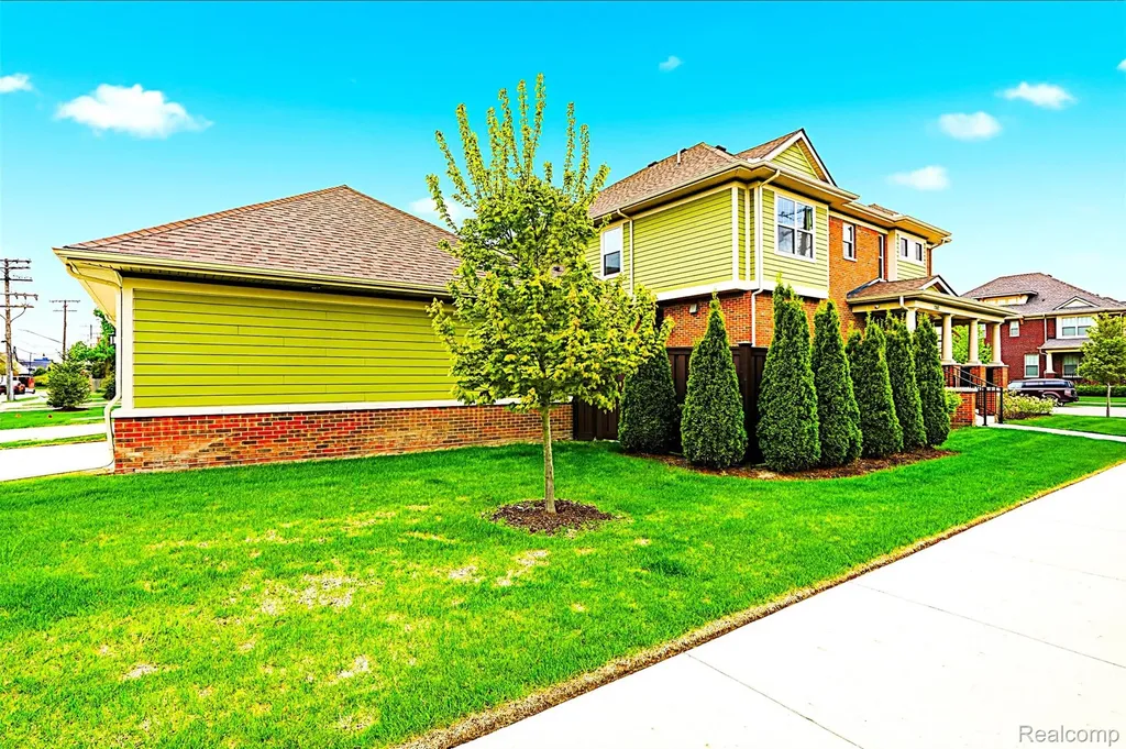 1361 Canfield Street Detroit City MI 48208