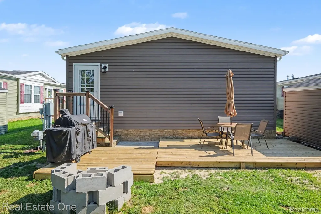6548 Prince Boulevard Tyrone Township MI 48430