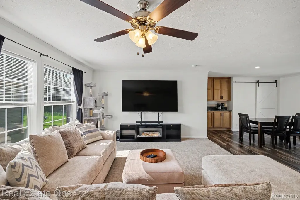 6548 Prince Boulevard Tyrone Township MI 48430