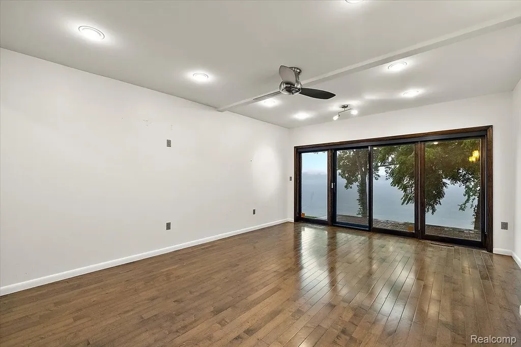 2612 Cove Lane West Bloomfield Charter Township MI 48323