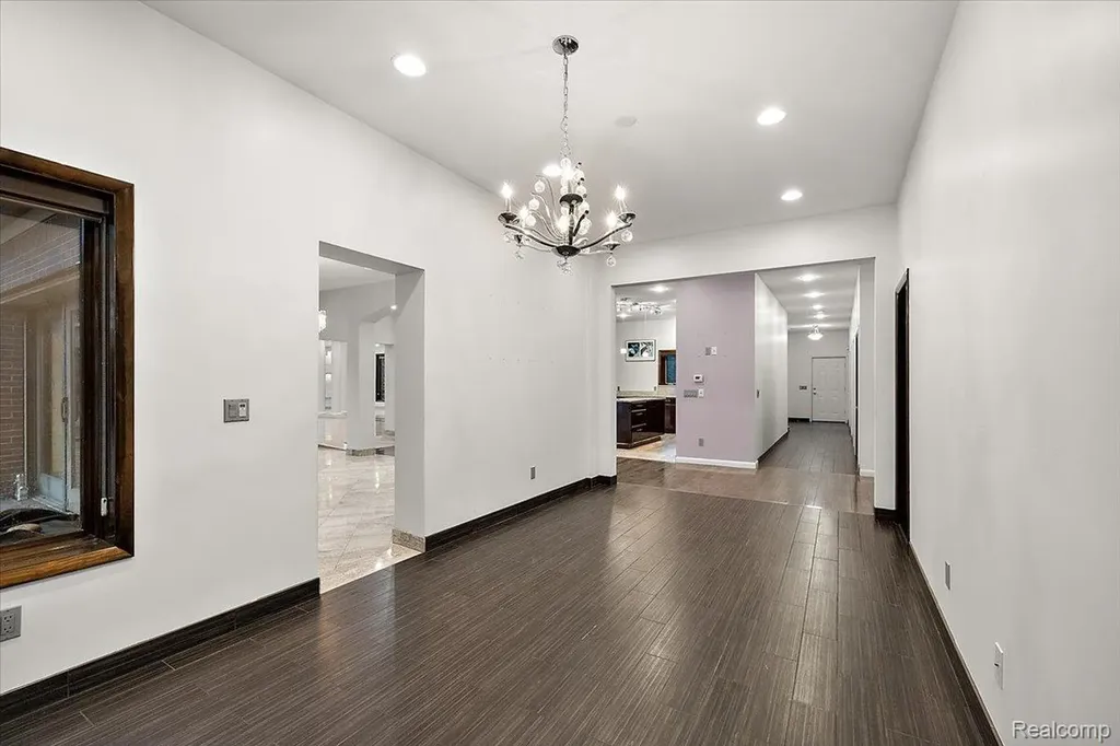 2612 Cove Lane West Bloomfield Charter Township MI 48323