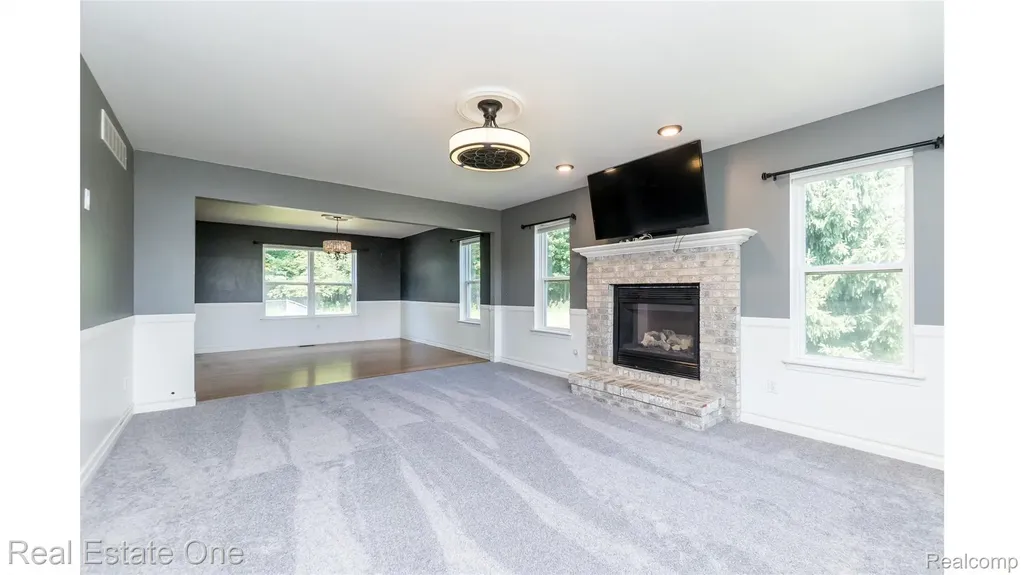 5155 Spruceview Lane Handy Township MI 48836