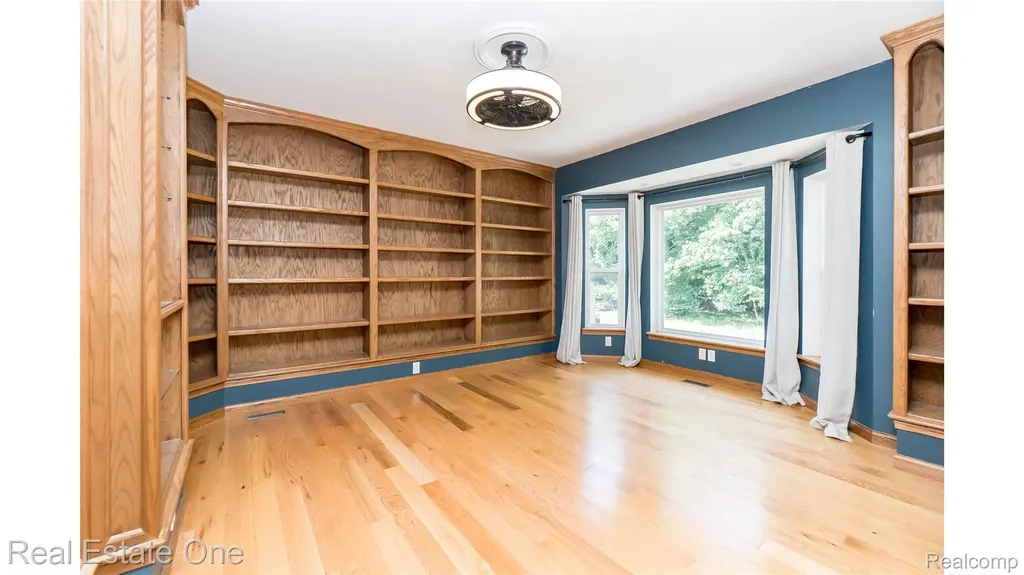 5155 Spruceview Lane Handy Township MI 48836