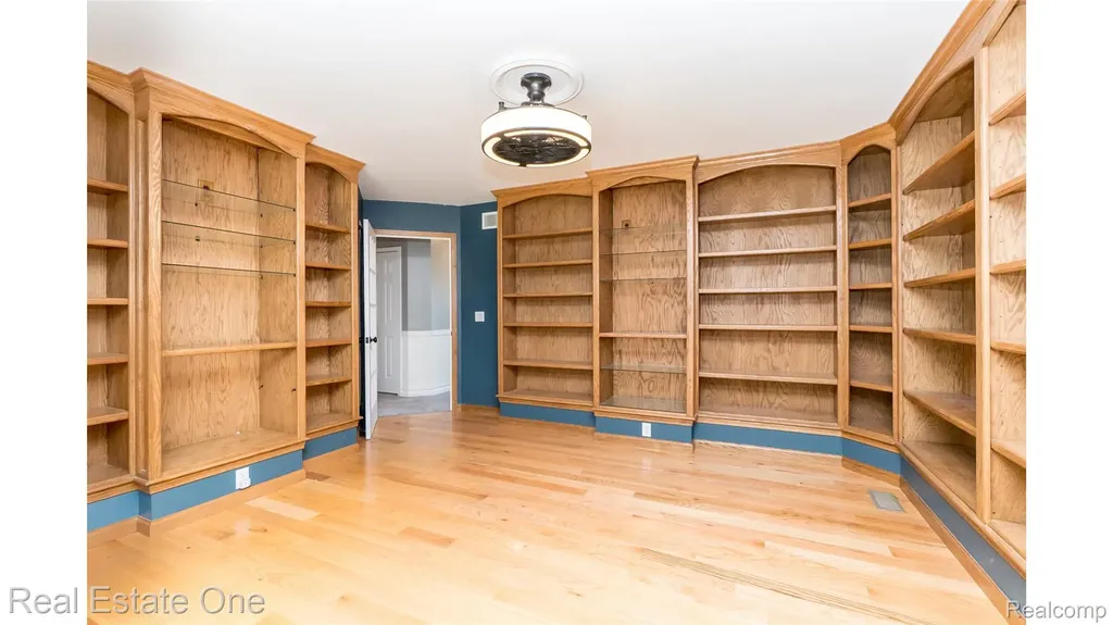 5155 Spruceview Lane Handy Township MI 48836
