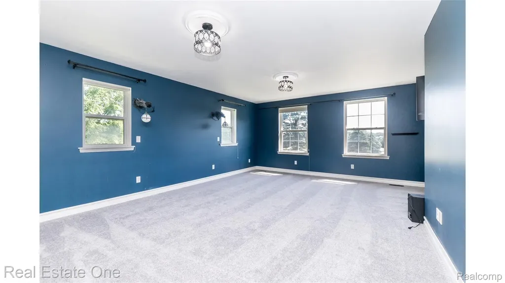 5155 Spruceview Lane Handy Township MI 48836