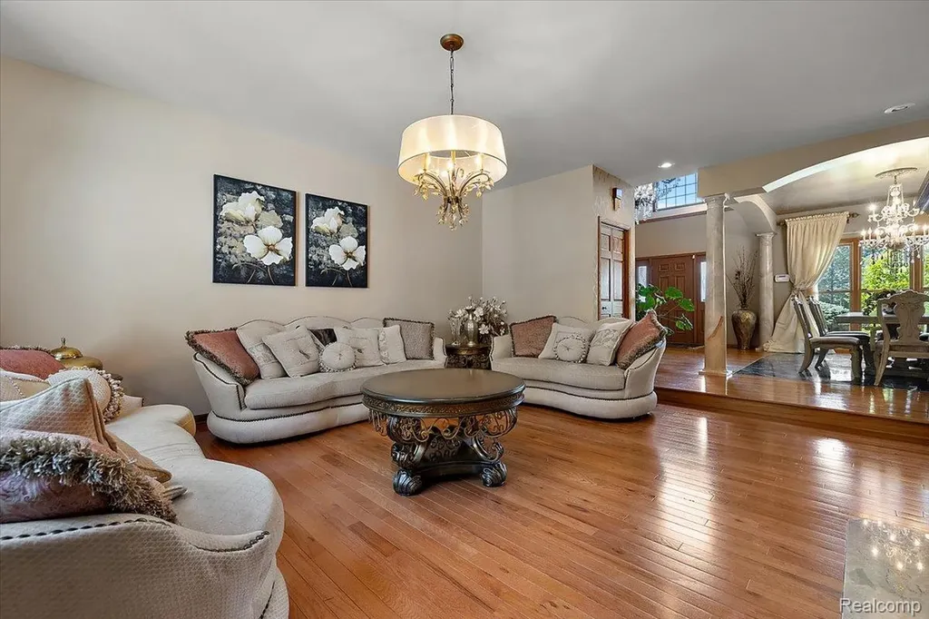 3460 Forest Meadow Court Saginaw Charter Township MI 48603