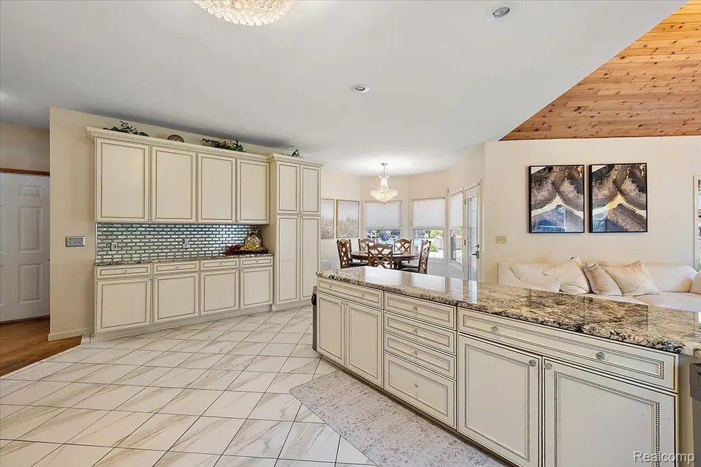 3460 Forest Meadow Court Saginaw Charter Township MI 48603