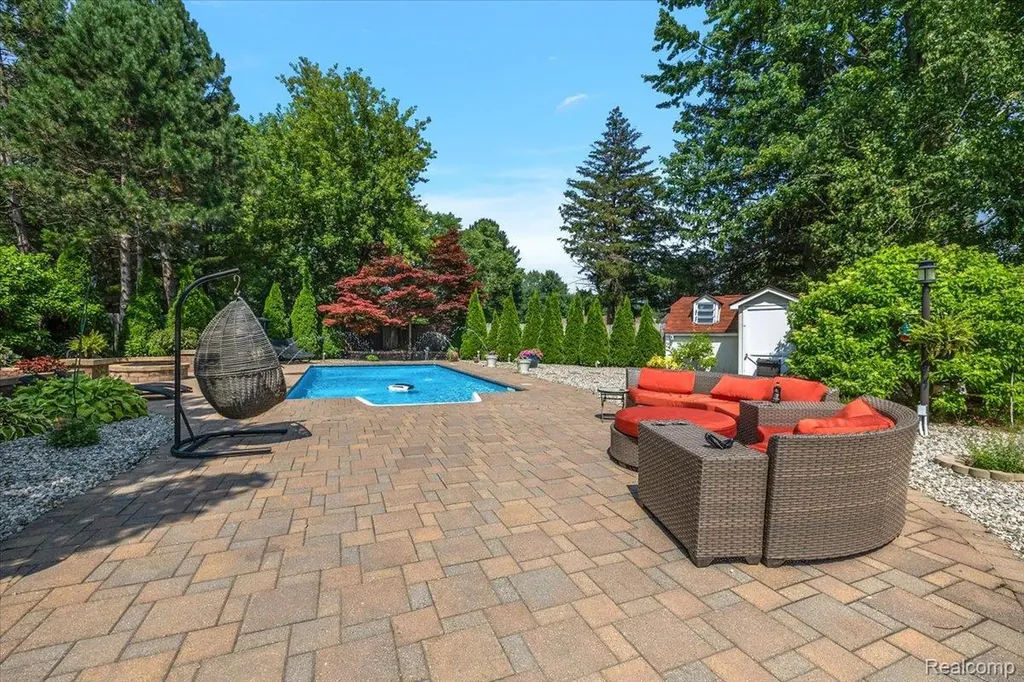 3460 Forest Meadow Court Saginaw Charter Township MI 48603