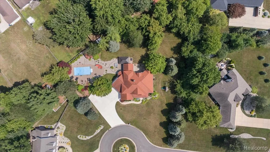 3460 Forest Meadow Court Saginaw Charter Township MI 48603