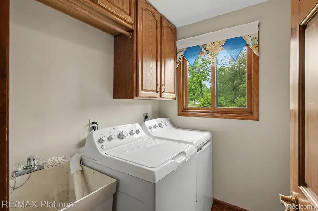 1399 Gray Haven Lane Brighton Township MI 48114