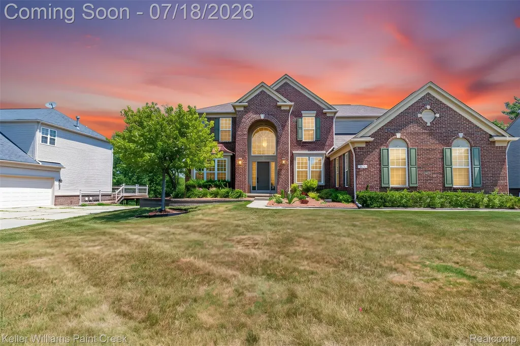 6423 Moonstone Drive Grand Blanc Charter Township MI 48439