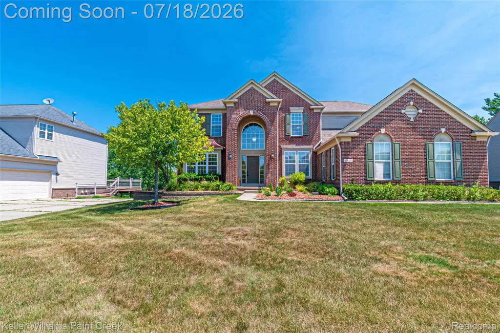 6423 Moonstone Drive Grand Blanc Charter Township MI 48439