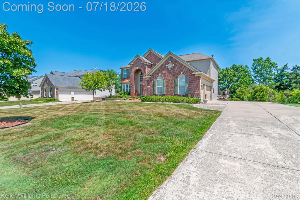 6423 Moonstone Drive Grand Blanc Charter Township MI 48439