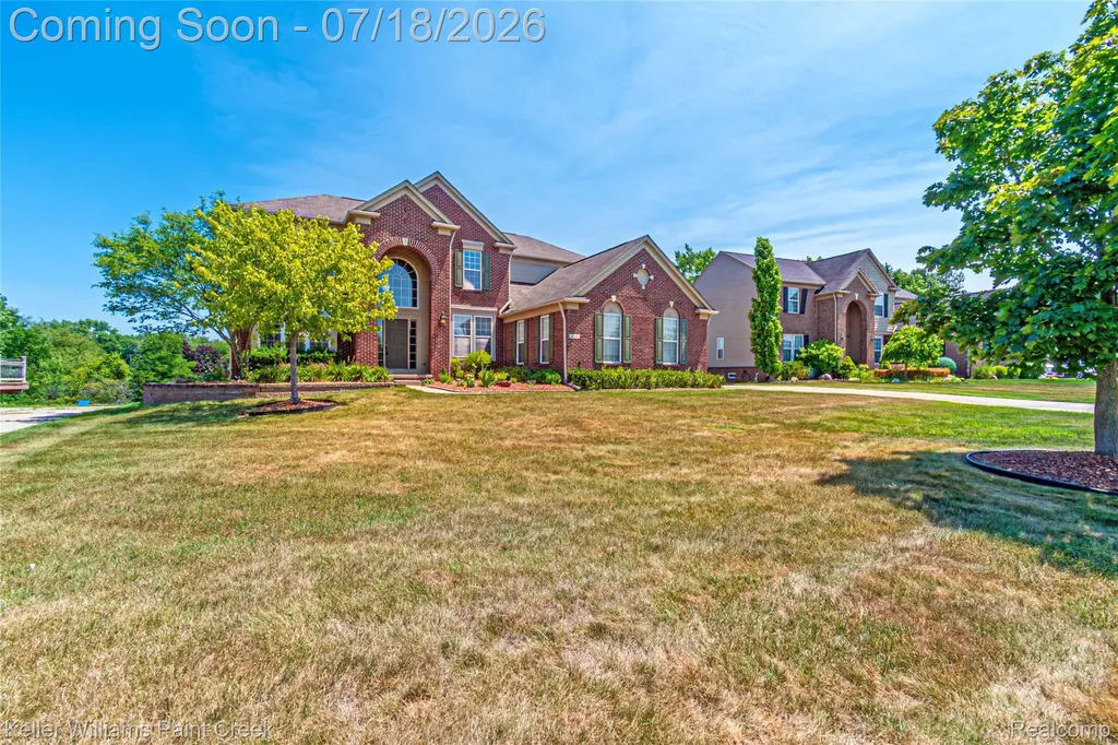 6423 Moonstone Drive Grand Blanc Charter Township MI 48439