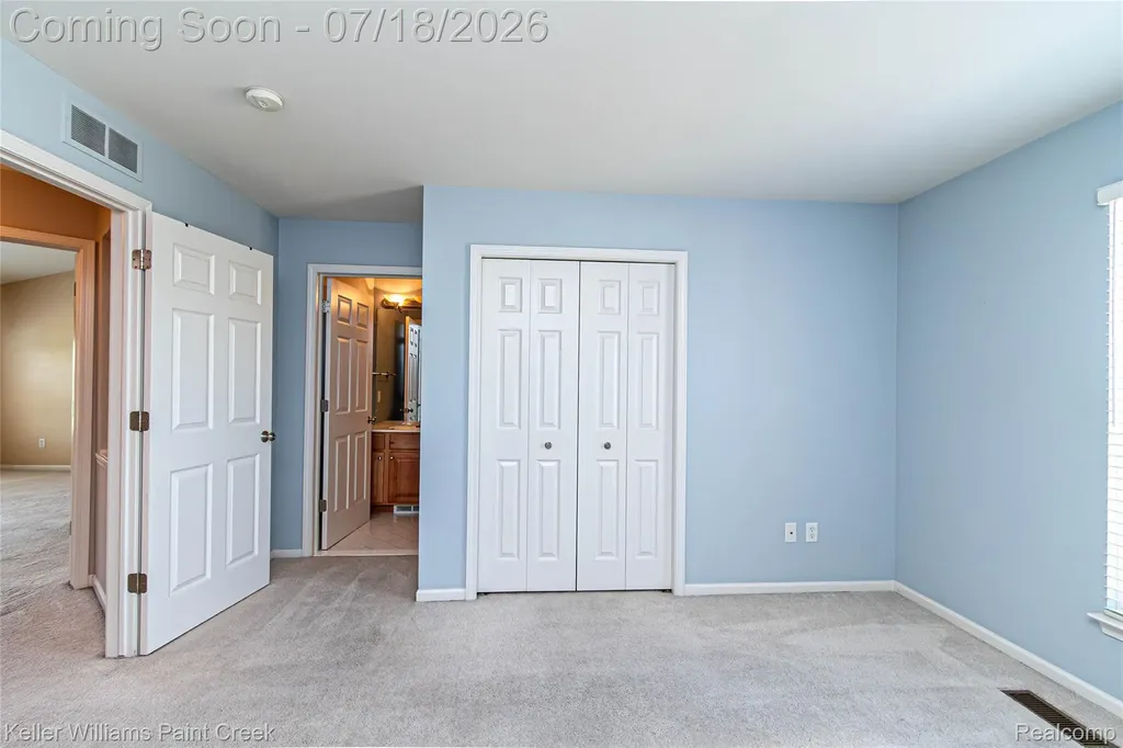 6423 Moonstone Drive Grand Blanc Charter Township MI 48439