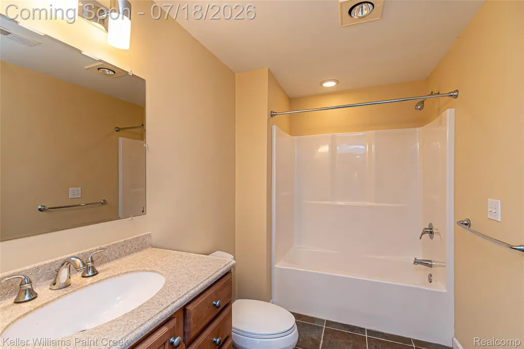 6423 Moonstone Drive Grand Blanc Charter Township MI 48439