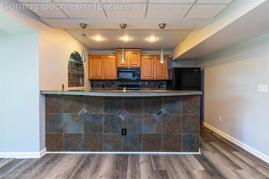 6423 Moonstone Drive Grand Blanc Charter Township MI 48439