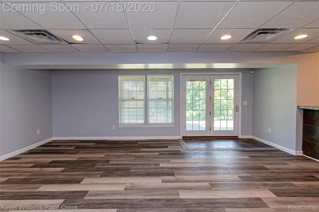 6423 Moonstone Drive Grand Blanc Charter Township MI 48439