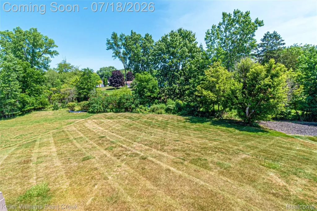 6423 Moonstone Drive Grand Blanc Charter Township MI 48439