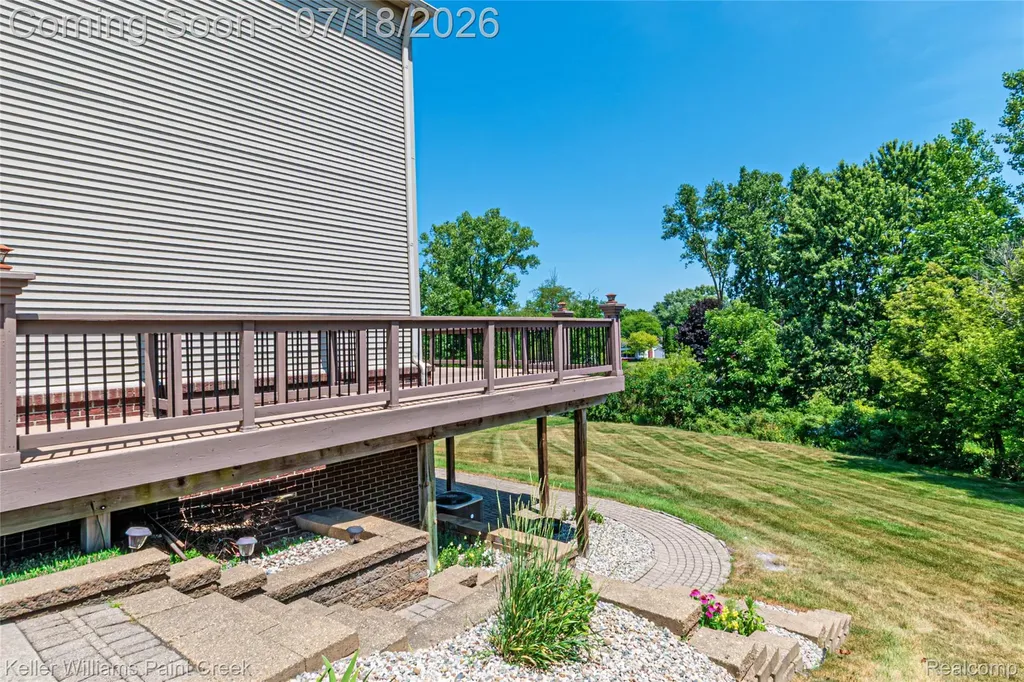 6423 Moonstone Drive Grand Blanc Charter Township MI 48439