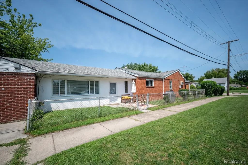 5990 Jackson Street Taylor City MI 48180