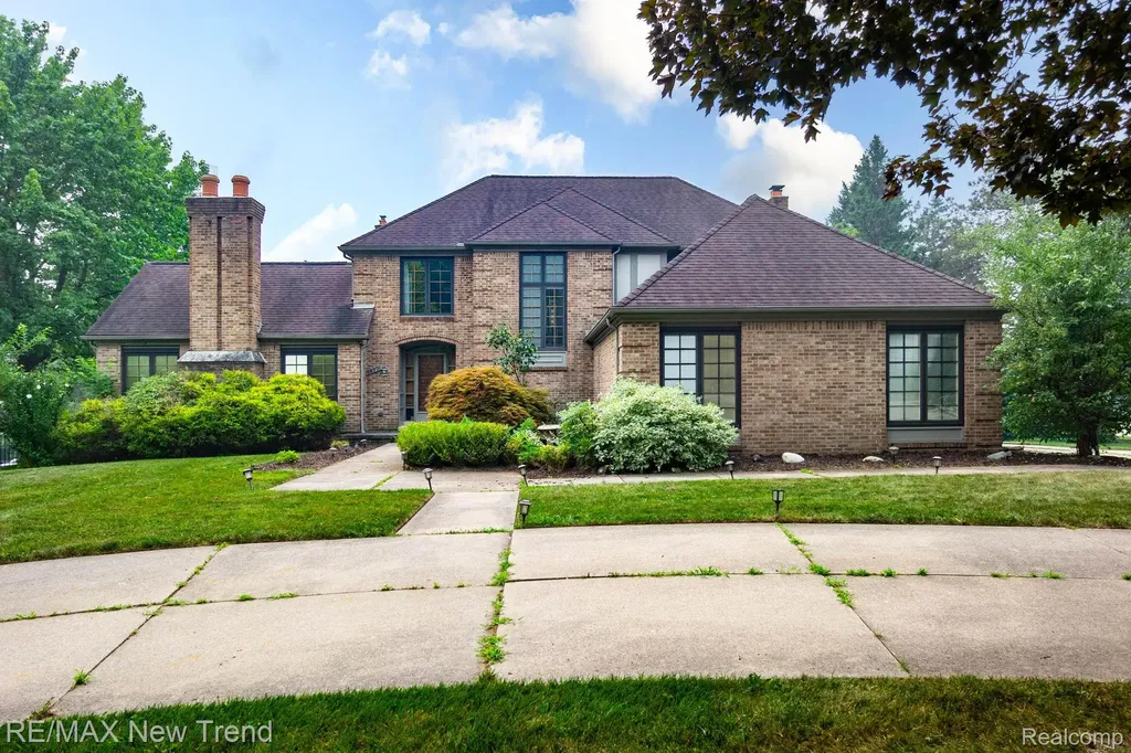 48775 Harvest Drive Plymouth Charter Township MI 48170