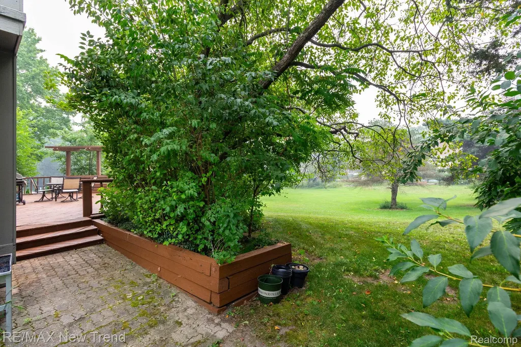 48775 Harvest Drive Plymouth Charter Township MI 48170