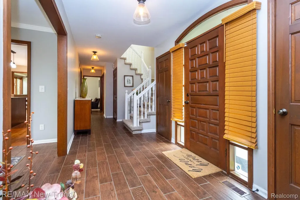 48775 Harvest Drive Plymouth Charter Township MI 48170