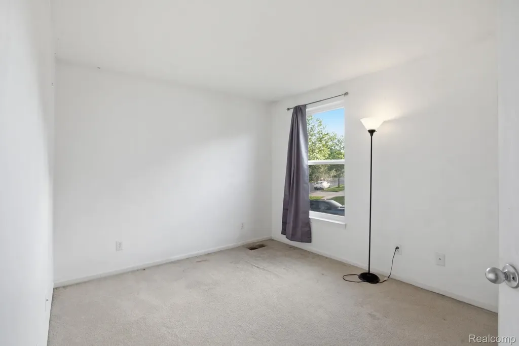 866 Canyon Creek Drive Holly Township MI 48442