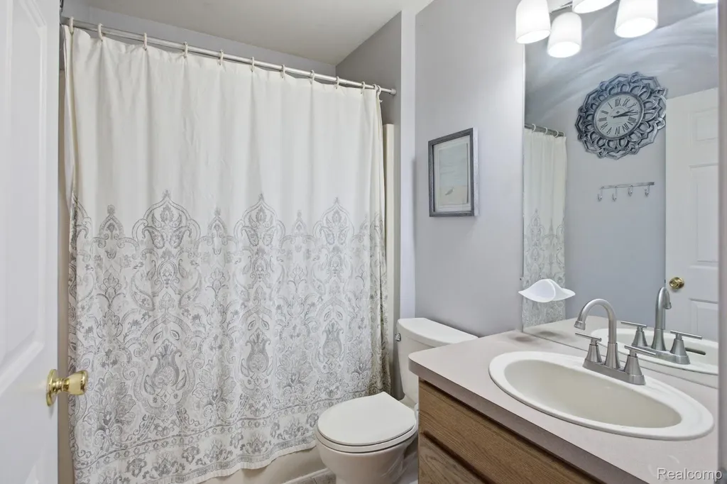 866 Canyon Creek Drive Holly Township MI 48442