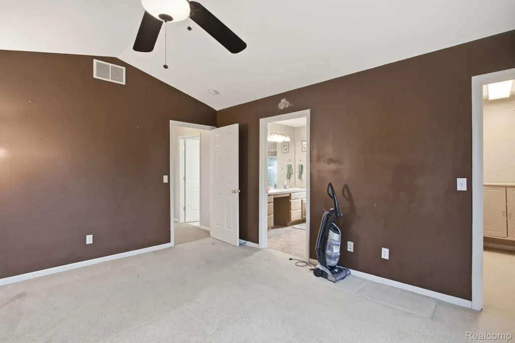 866 Canyon Creek Drive Holly Township MI 48442