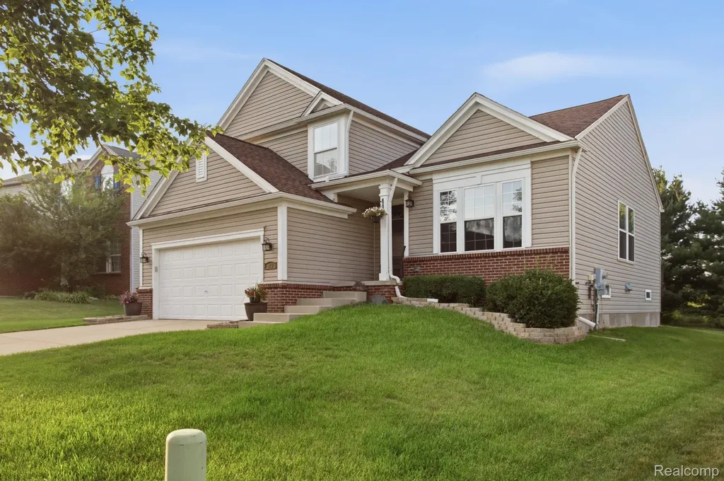 866 Canyon Creek Drive Holly Township MI 48442