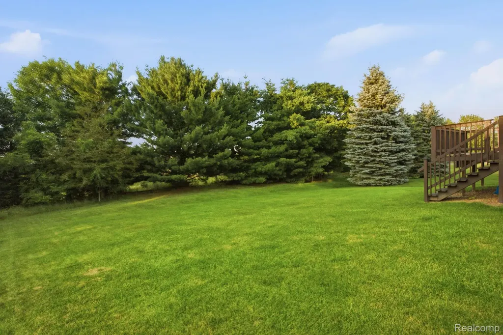 866 Canyon Creek Drive Holly Township MI 48442