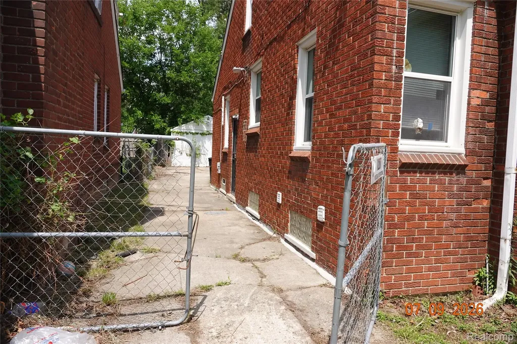 11207 Rossiter Street Detroit City MI 48224