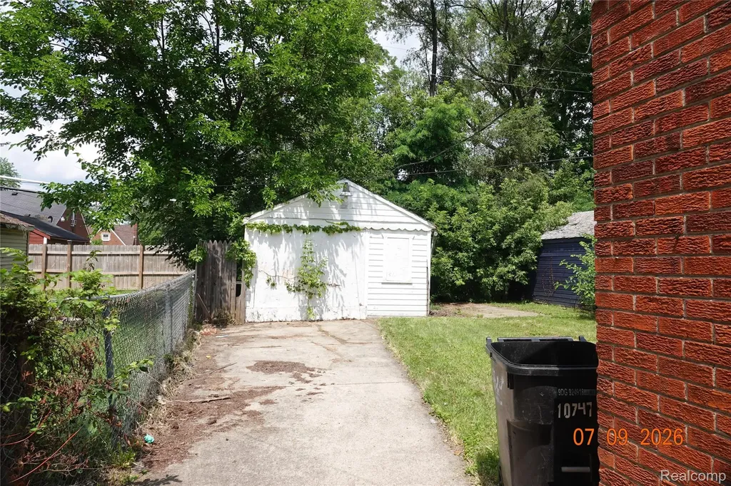 11207 Rossiter Street Detroit City MI 48224