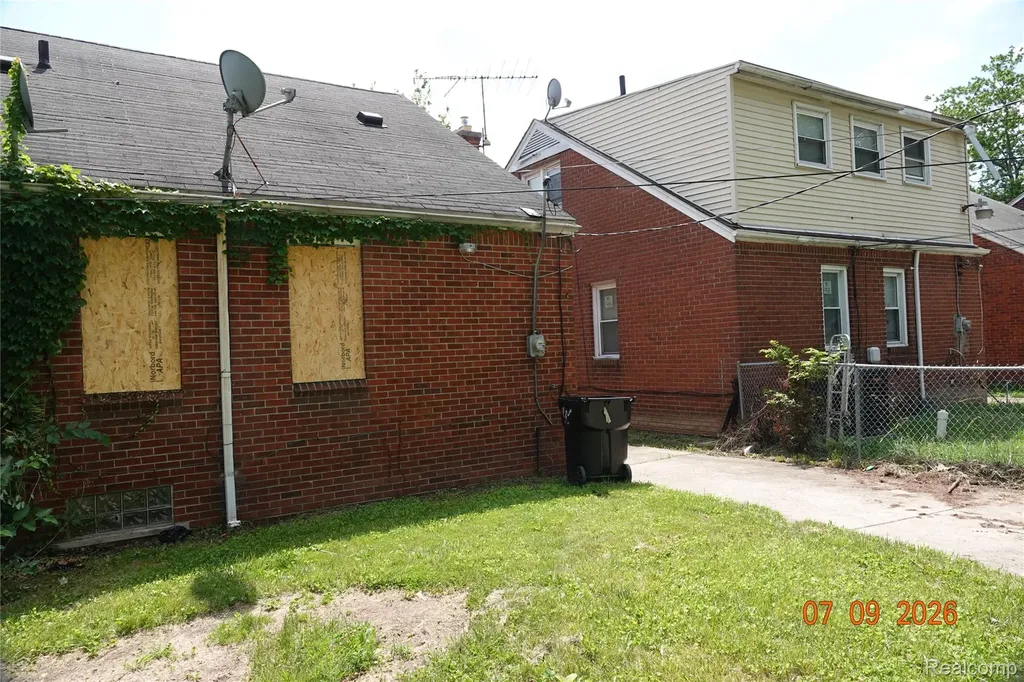 11207 Rossiter Street Detroit City MI 48224