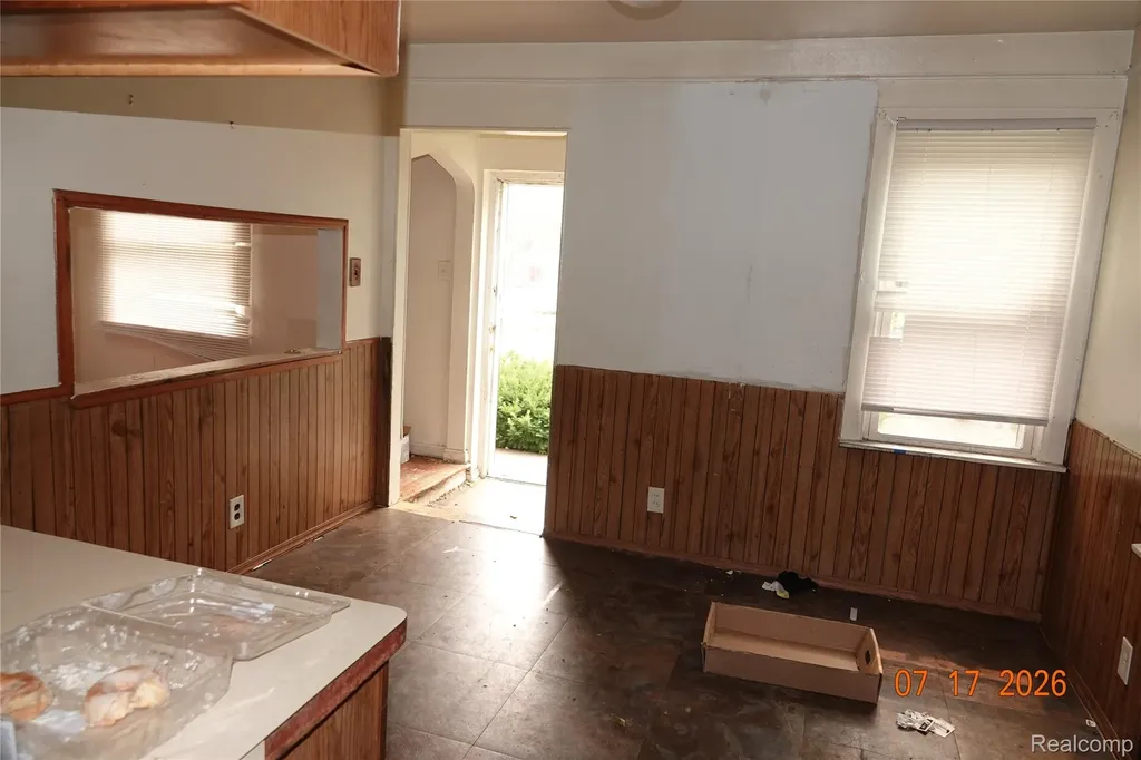 11207 Rossiter Street Detroit City MI 48224