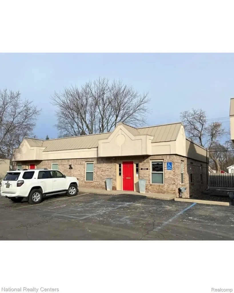4010 W Walton Boulevard Waterford Charter Township MI 48329