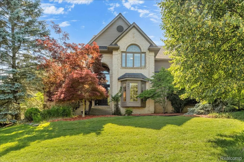 1781 Westridge Drive Rochester Hills City MI 48306