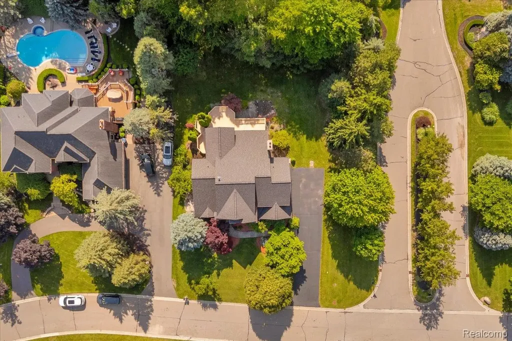 1781 Westridge Drive Rochester Hills City MI 48306