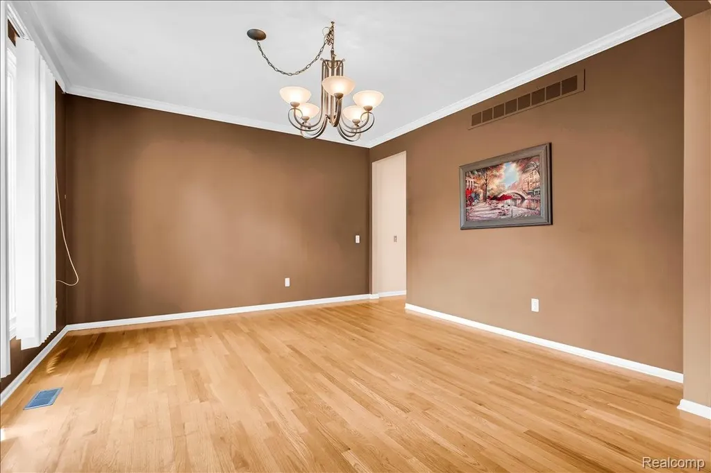 1781 Westridge Drive Rochester Hills City MI 48306