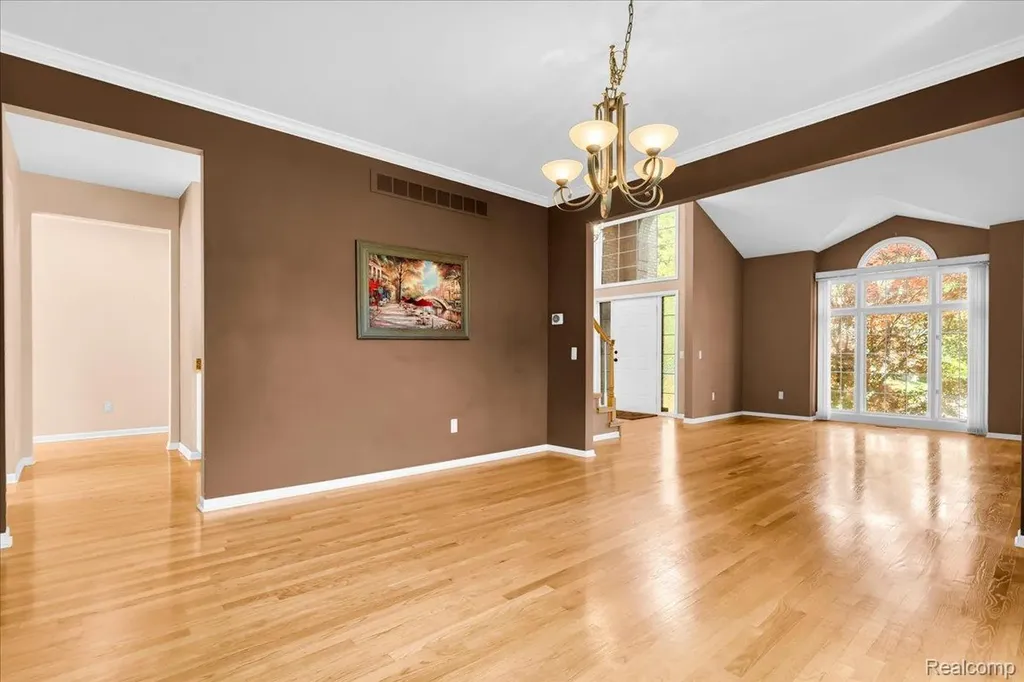 1781 Westridge Drive Rochester Hills City MI 48306