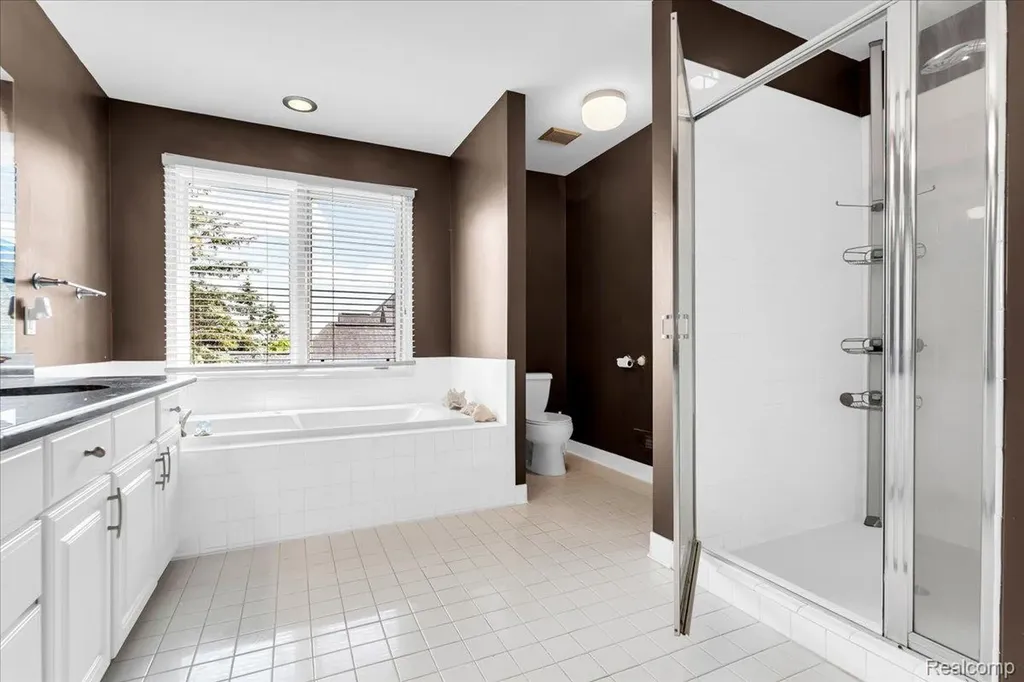 1781 Westridge Drive Rochester Hills City MI 48306