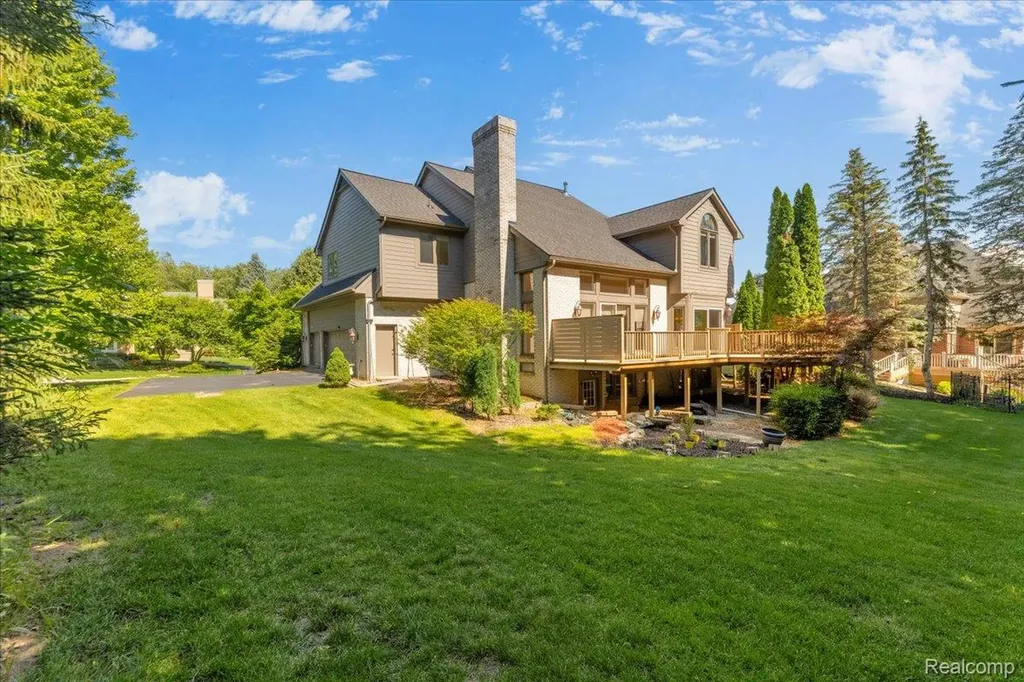 1781 Westridge Drive Rochester Hills City MI 48306