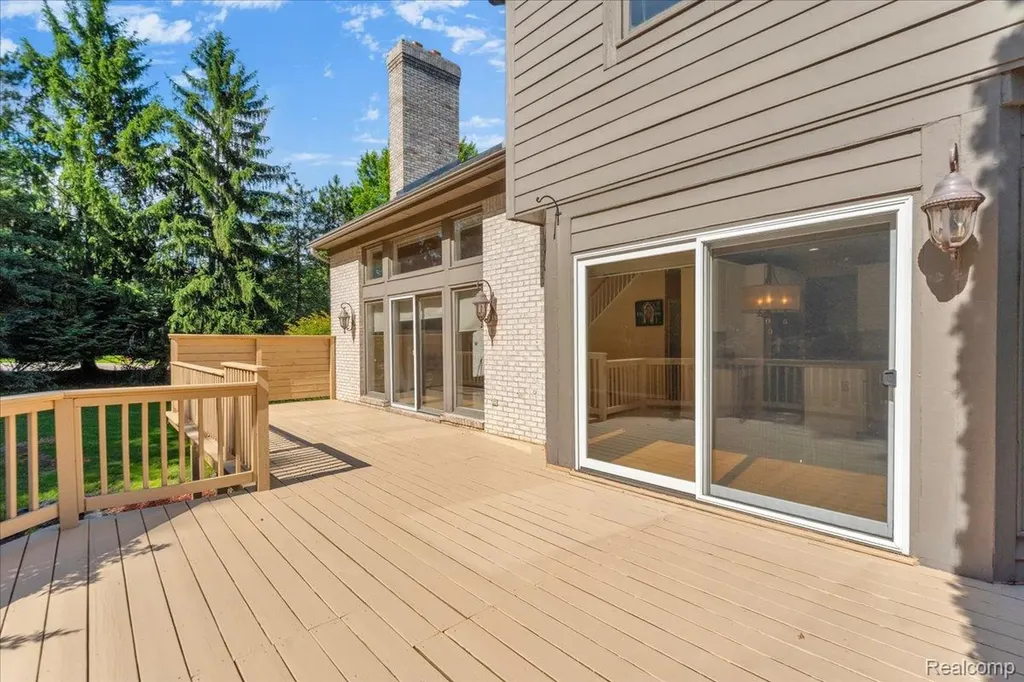 1781 Westridge Drive Rochester Hills City MI 48306