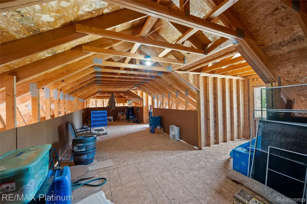 8922 Mcclements Road Brighton City MI 48114