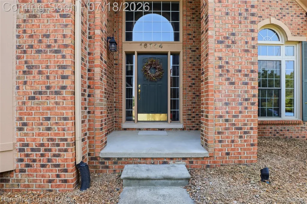16724 Abby Circle Northville Township MI 48168