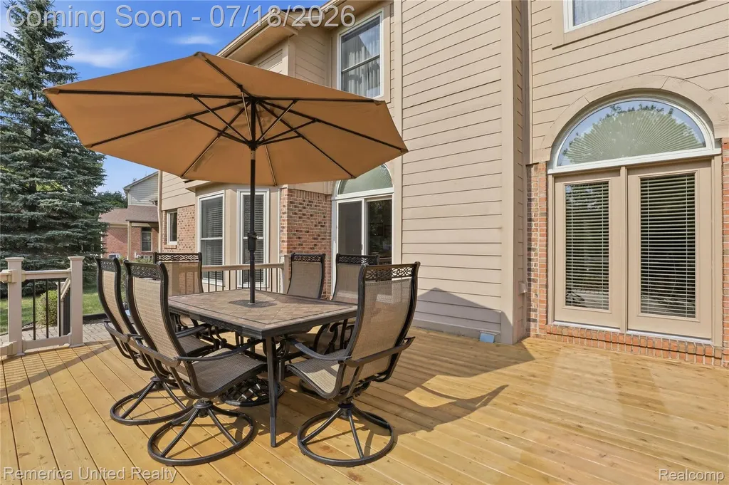 16724 Abby Circle Northville Township MI 48168