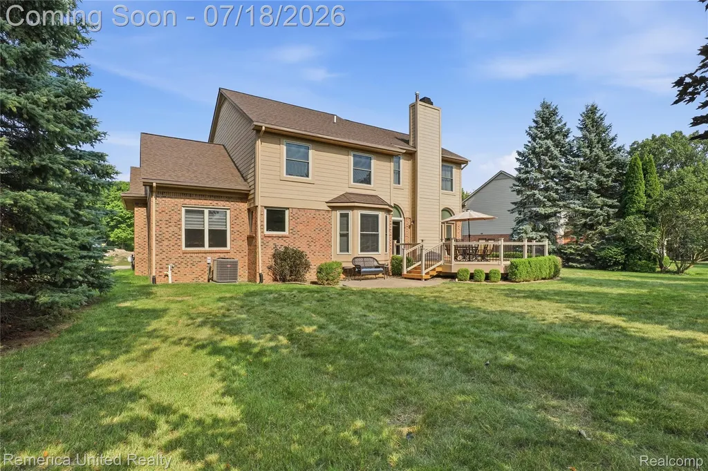 16724 Abby Circle Northville Township MI 48168