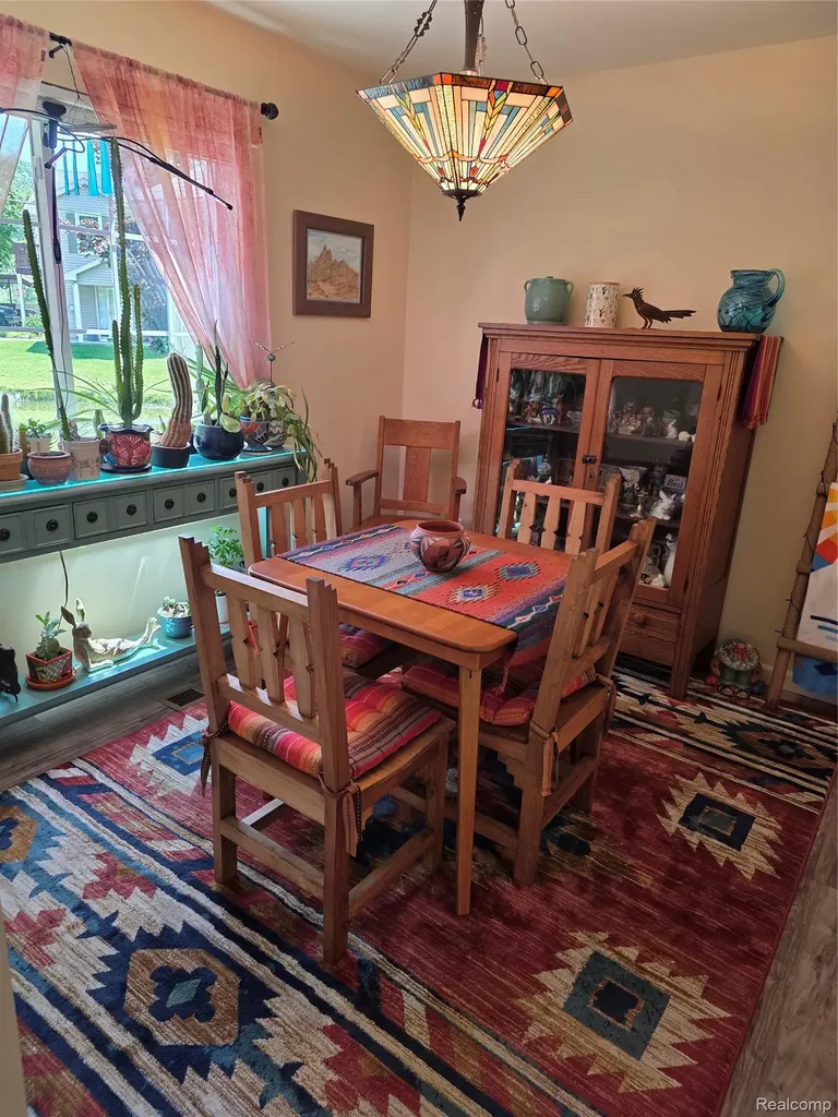 902 Saybrook Drive Waterford Charter Township MI 48327
